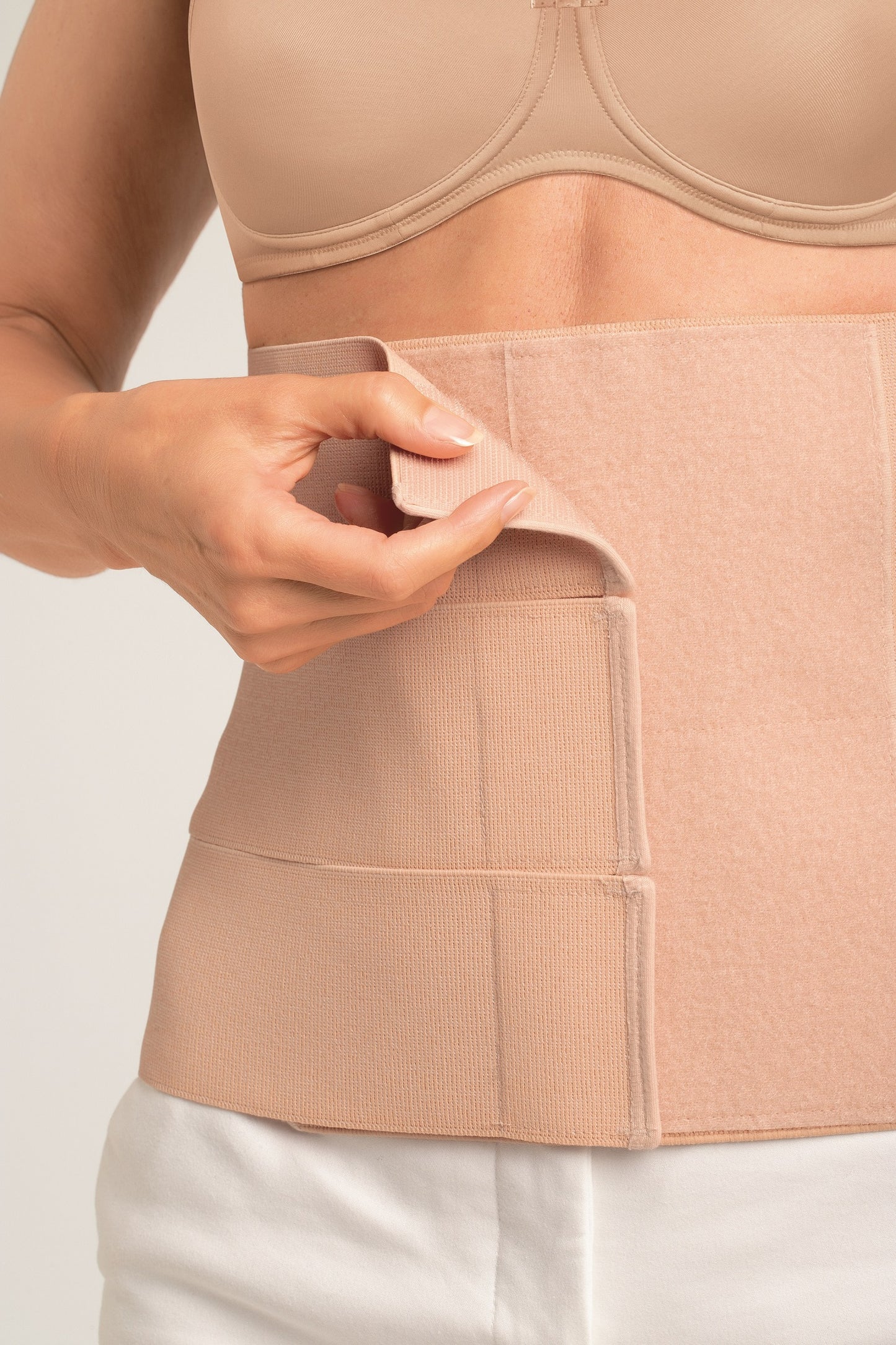45004 Compression Belly Bandage