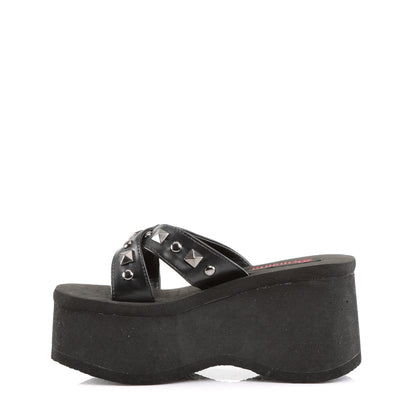 FUNN-29 3 1/2" EVA PF, Criss Cross Slide W/ Metal Pyramids & Studs