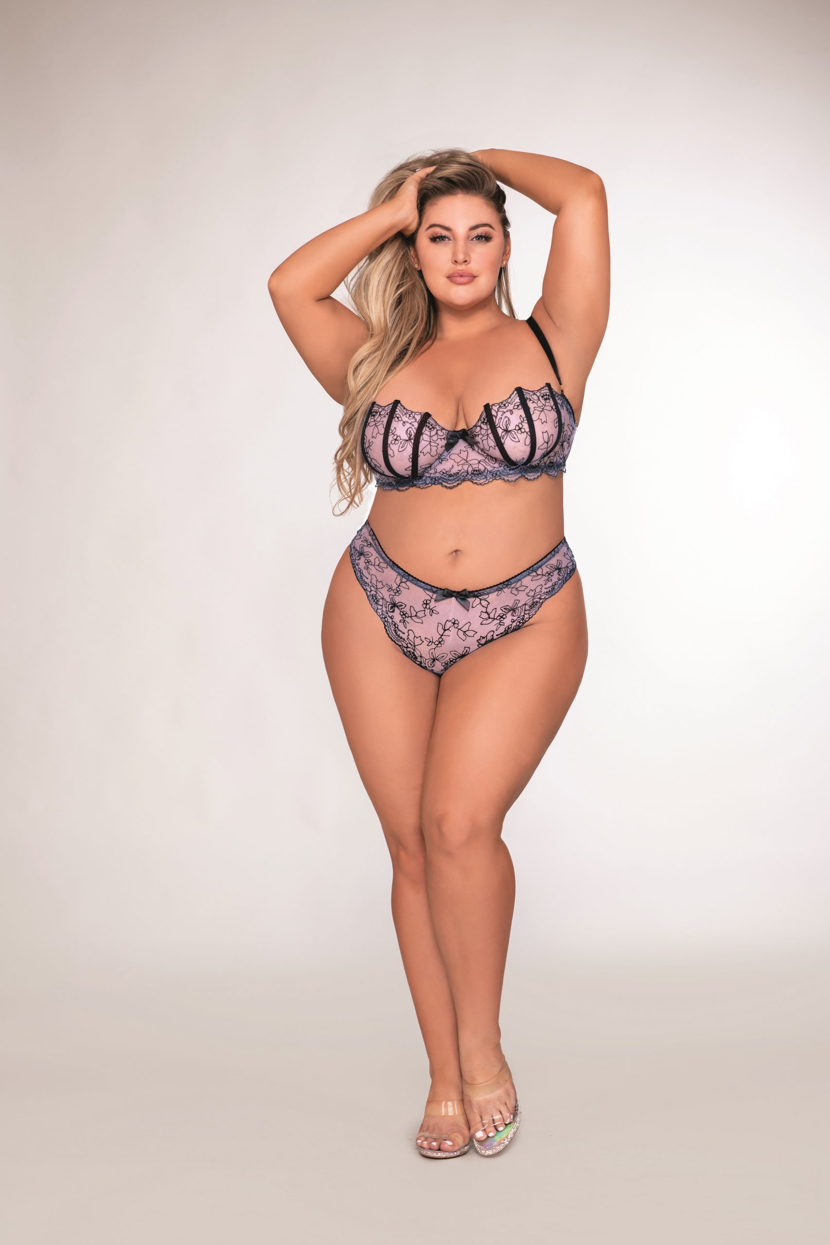 Plus Size Embroidered Bra & Strappy G-String Set